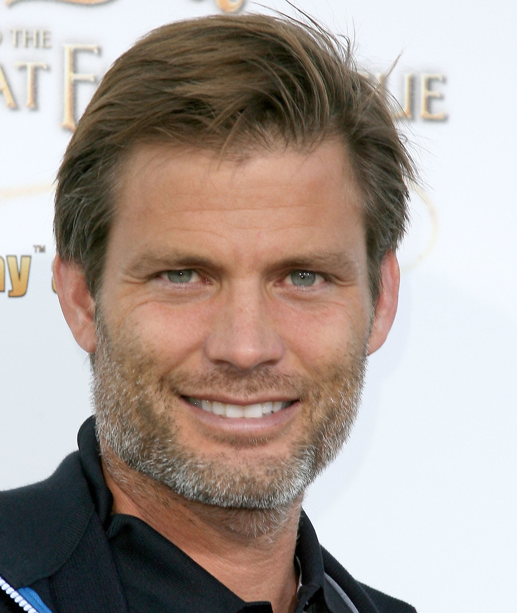 Casper Van Dien